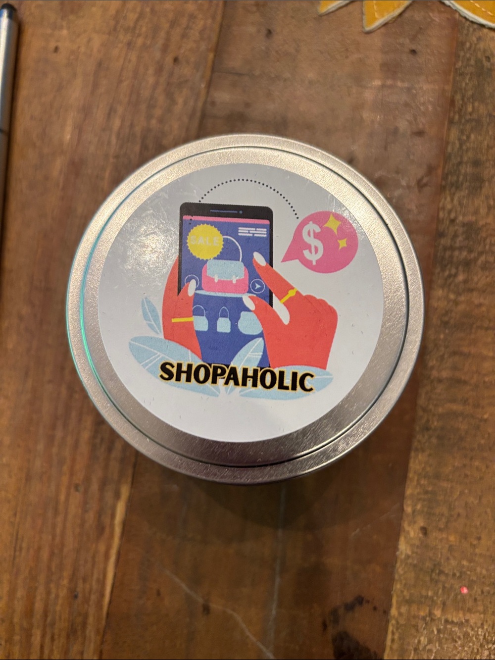 Shopaholic Decorative Tin candle soy yummy topical smell